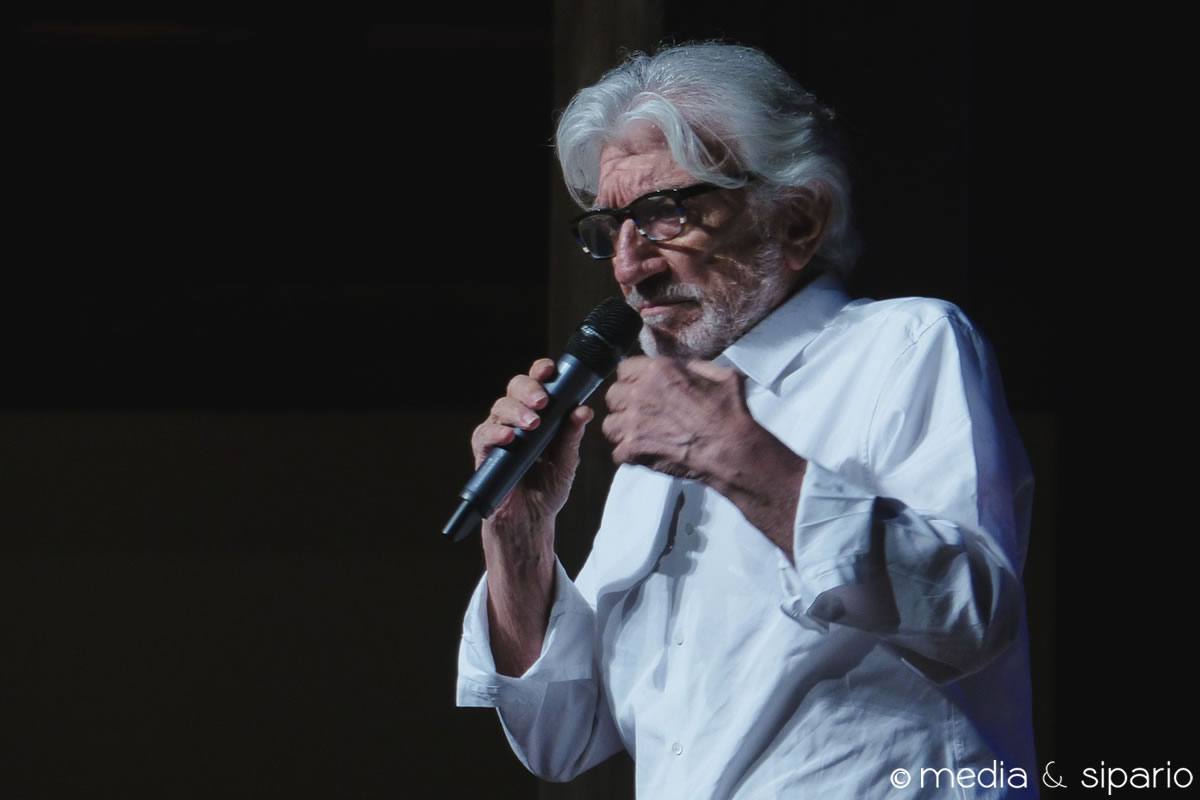 Pronto Gigi Proietti? Buon compleanno