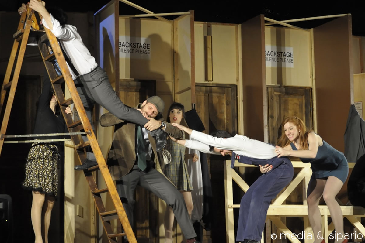 Rumori fuori scena (recensione)