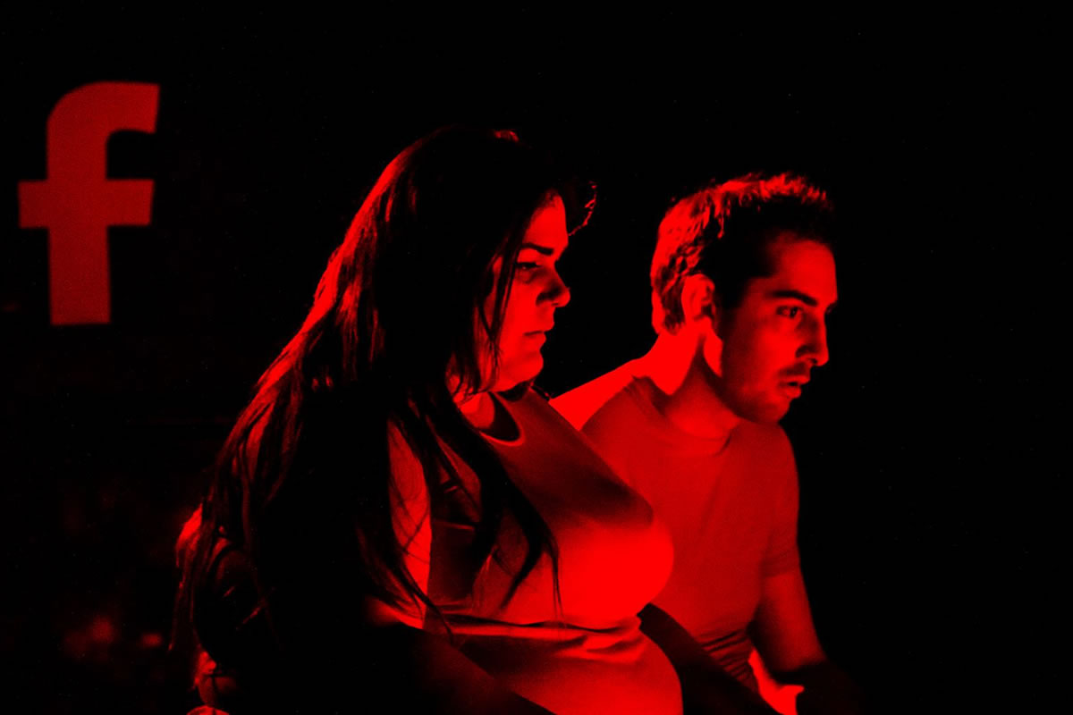Socialmente (recensione)
