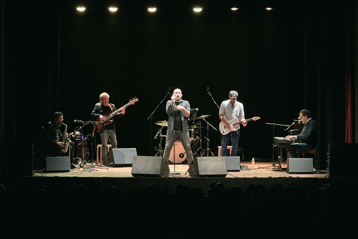 Temporary band (recensione)