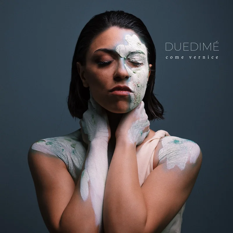 Debutto di Duedimé con Come vernice