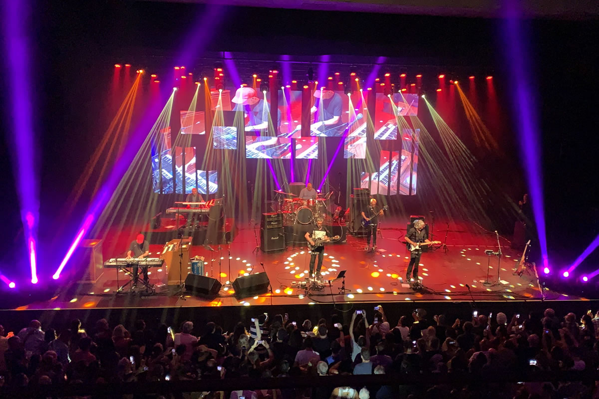 DSL*Dire Straits Legacy: 4U World Tour (recensione)